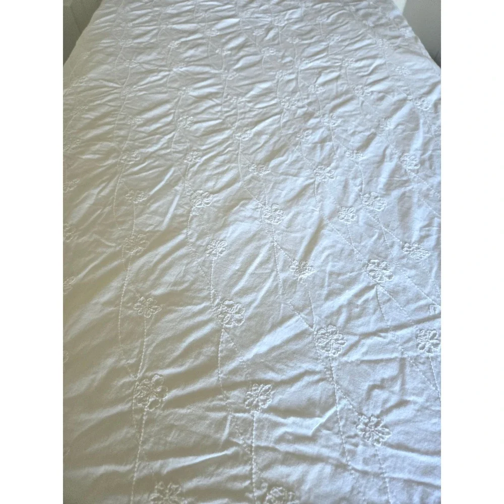Simply Shabby Chic White Embroidered Floral 100% Cotton Queen Duvet Cover Button